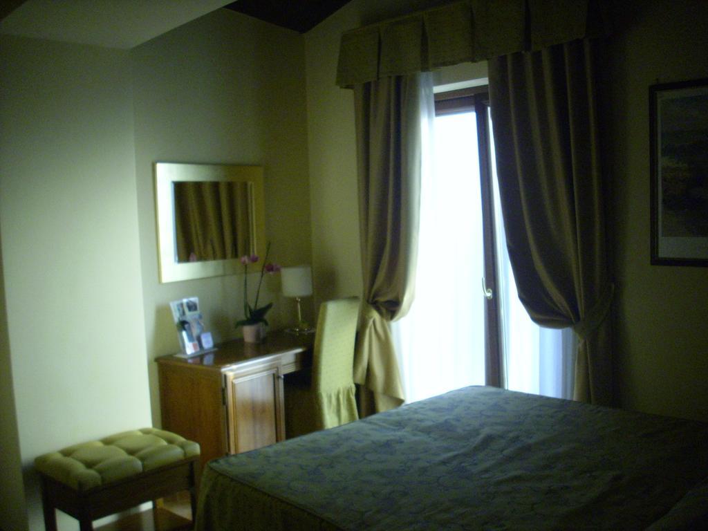 Chiara E Benedetta Villa Degli Ulivi Orvieto Room photo