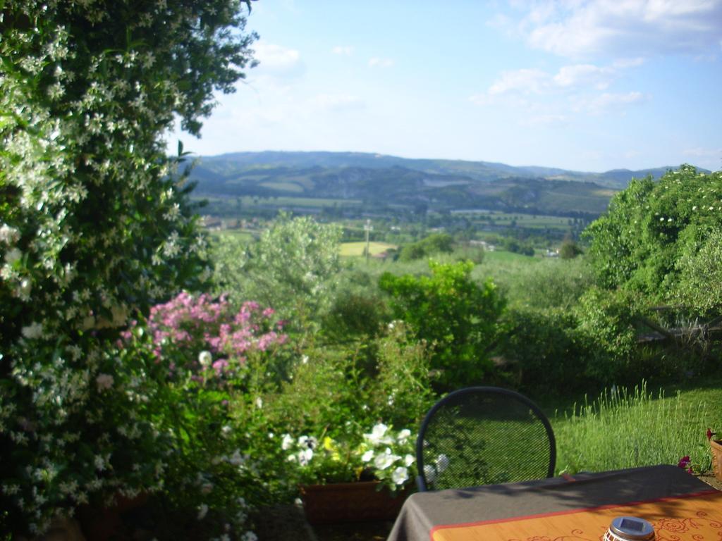 Chiara E Benedetta Villa Degli Ulivi Orvieto Exterior photo